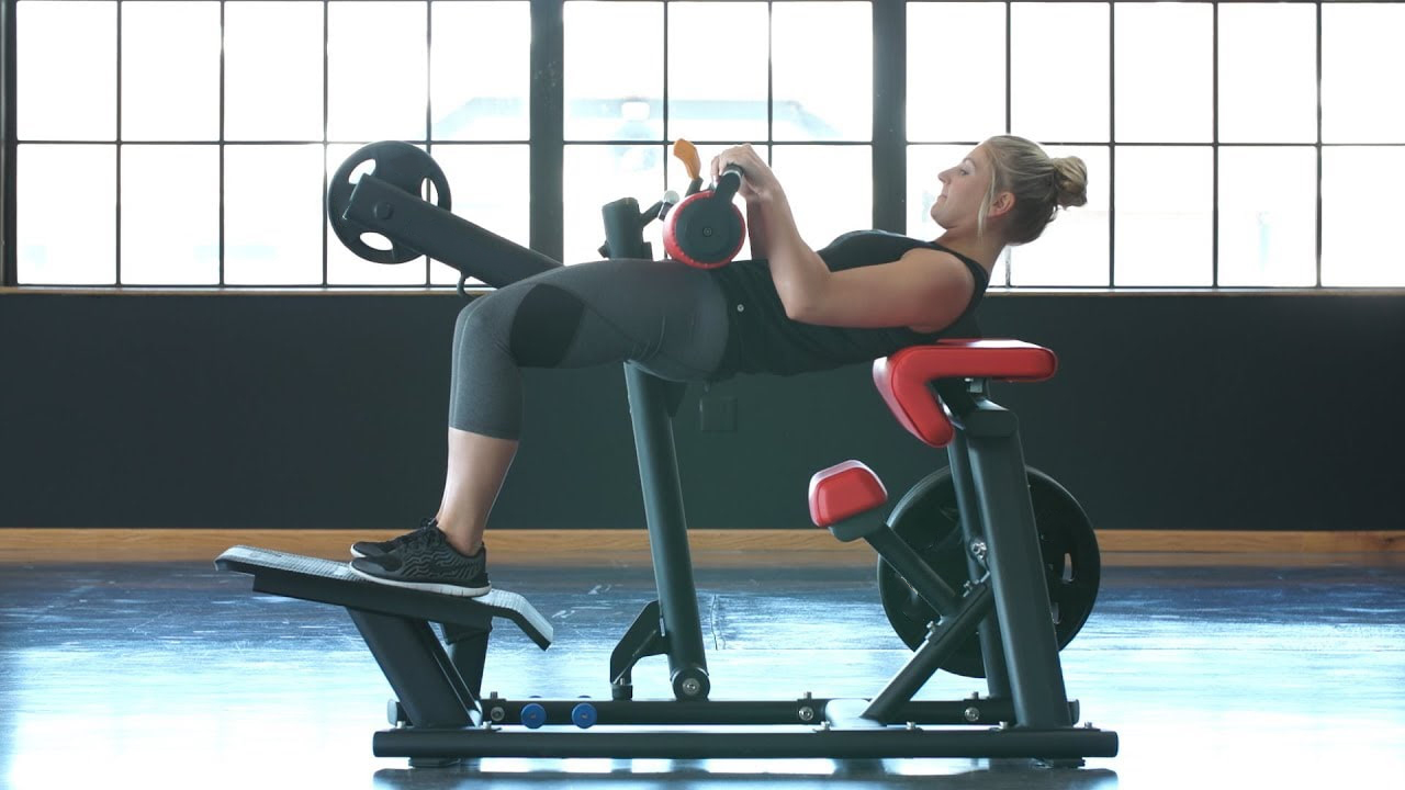 Glute kas eğitimi için hangi makineler etkilidir?