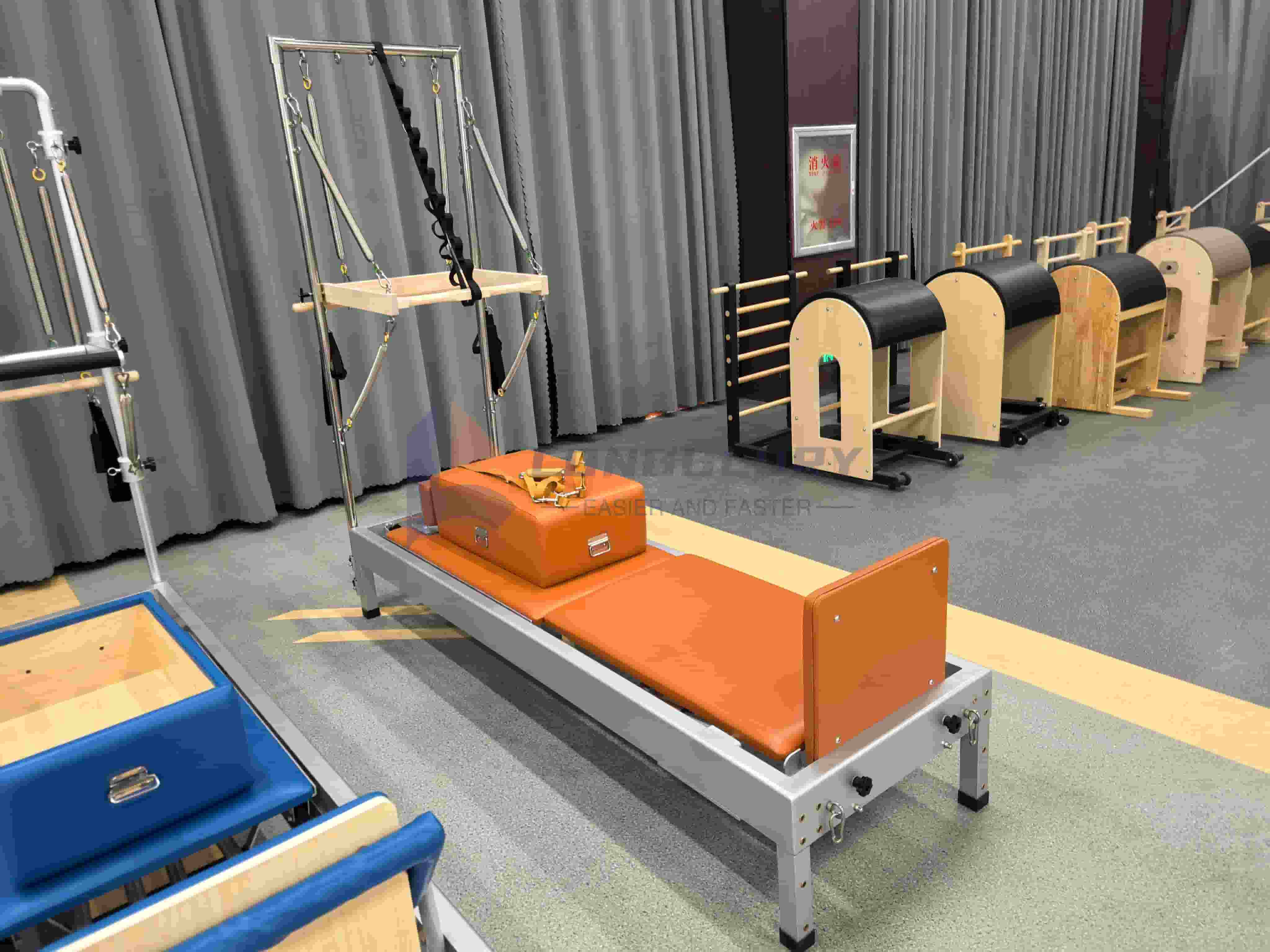 Kuleli Alüminyum Pilates Reformer